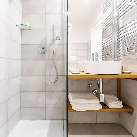 Gramsci בית הארחה